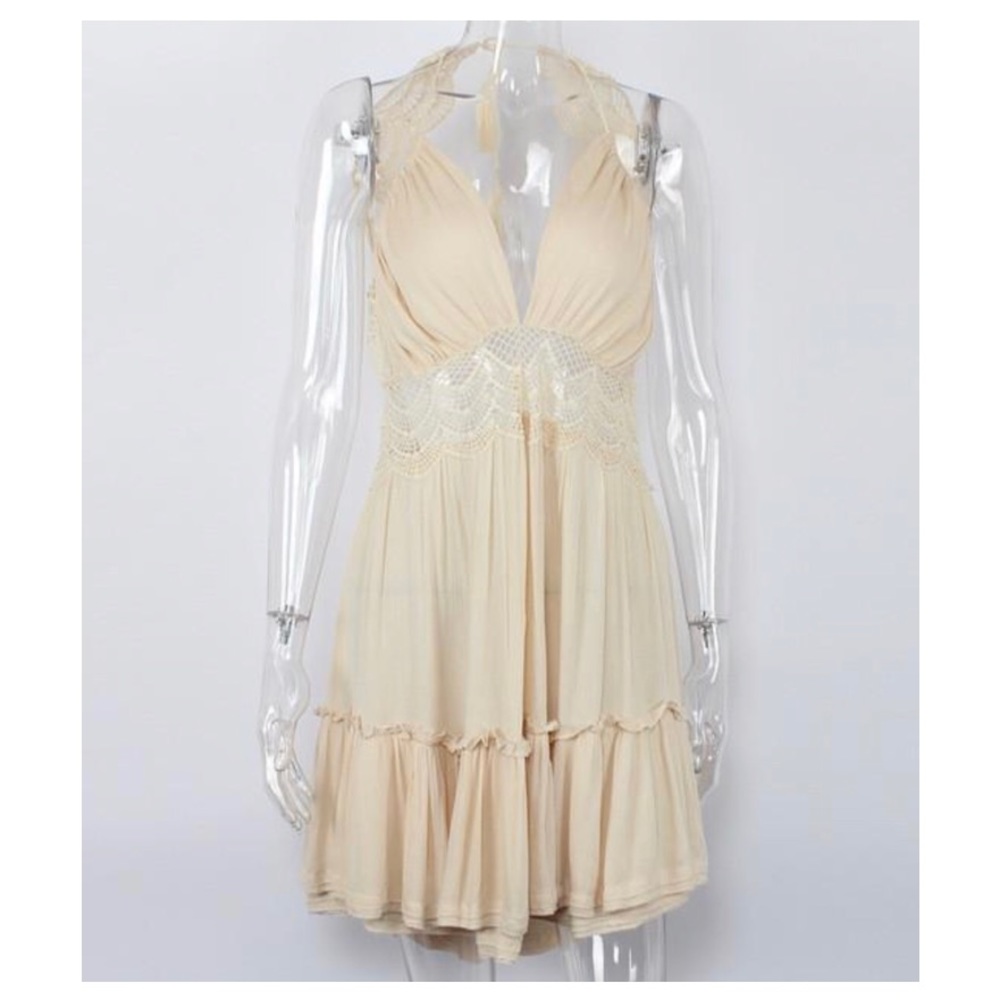 Bohemian 200 Degree Crochet Backless Lace Dress - Picture 7 of 8